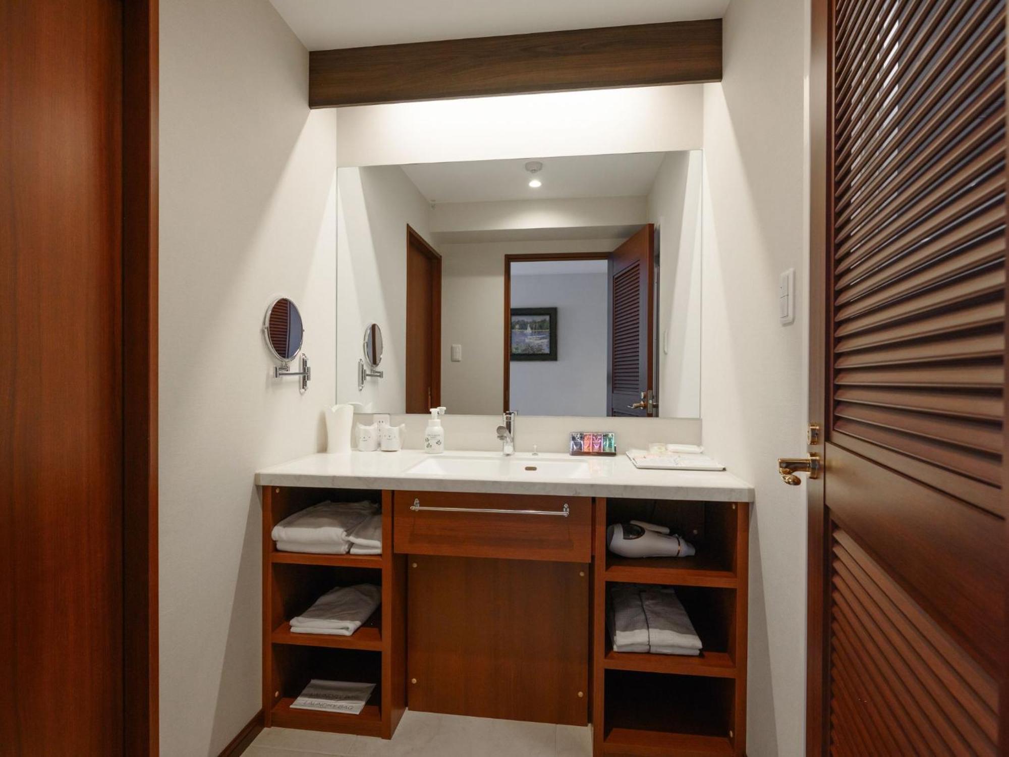 Hotel Resonex Nago Buitenkant foto
